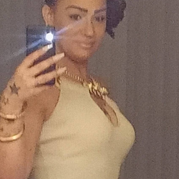 Meet your Posher, Rachell - Picture 2 of 2